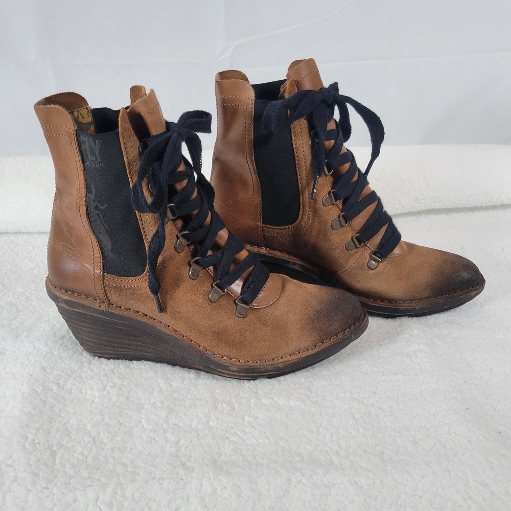 Fly London Boots Women's Sz 9 Brown Black Suede Wedge Lace Up Shoes EU 40